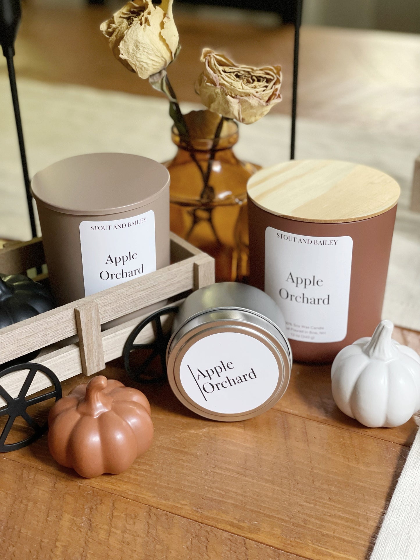 Apple Orchard 12 oz Wood Wick Soy Candle