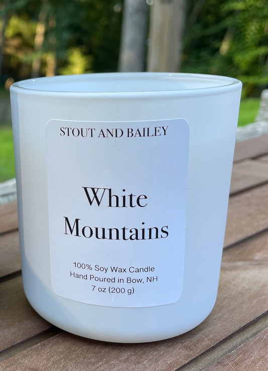 White Mountains Wood Wick Soy Candle 7 oz