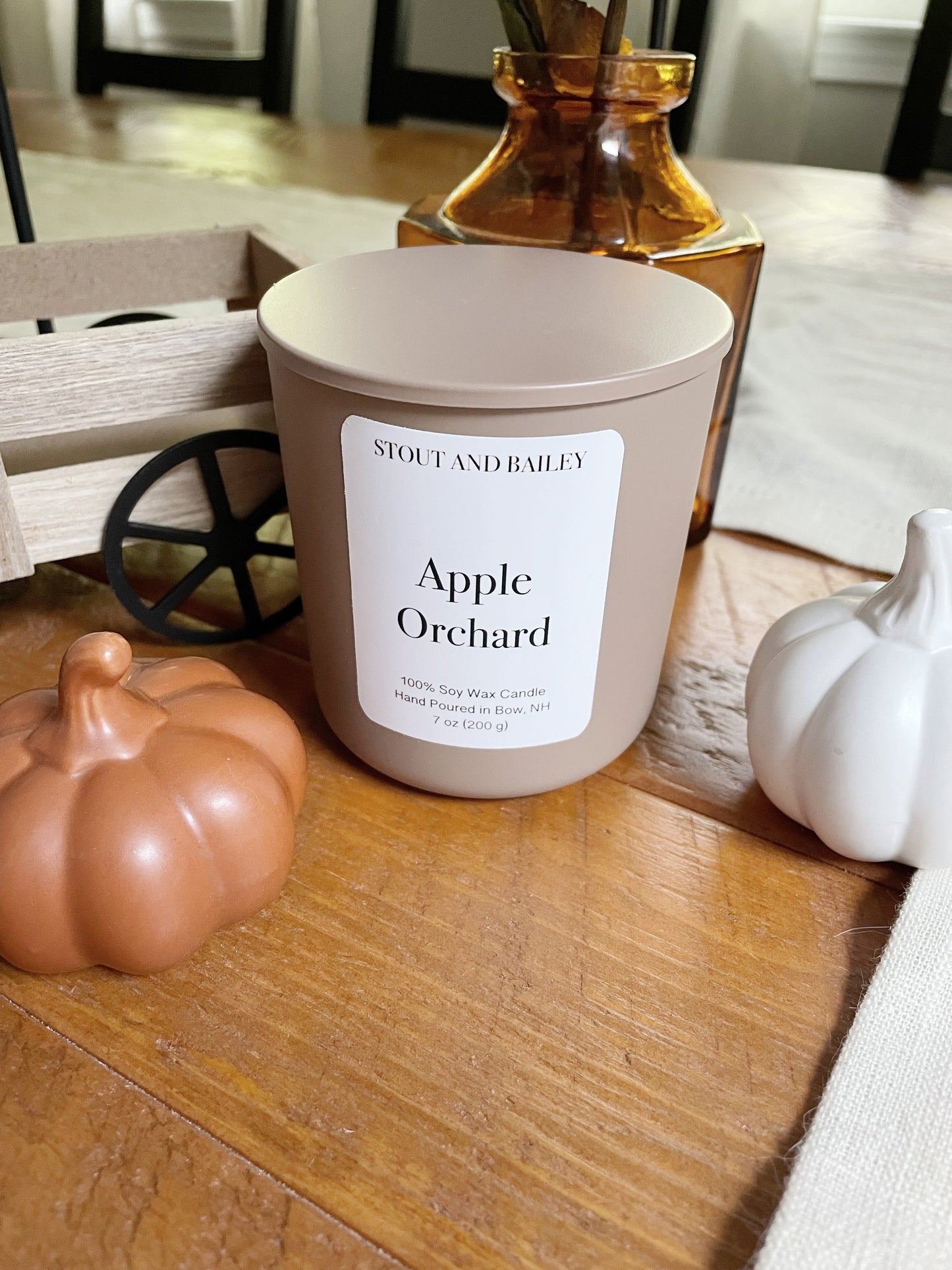 Apple Orchard 7 oz Wood Wick Soy Candle