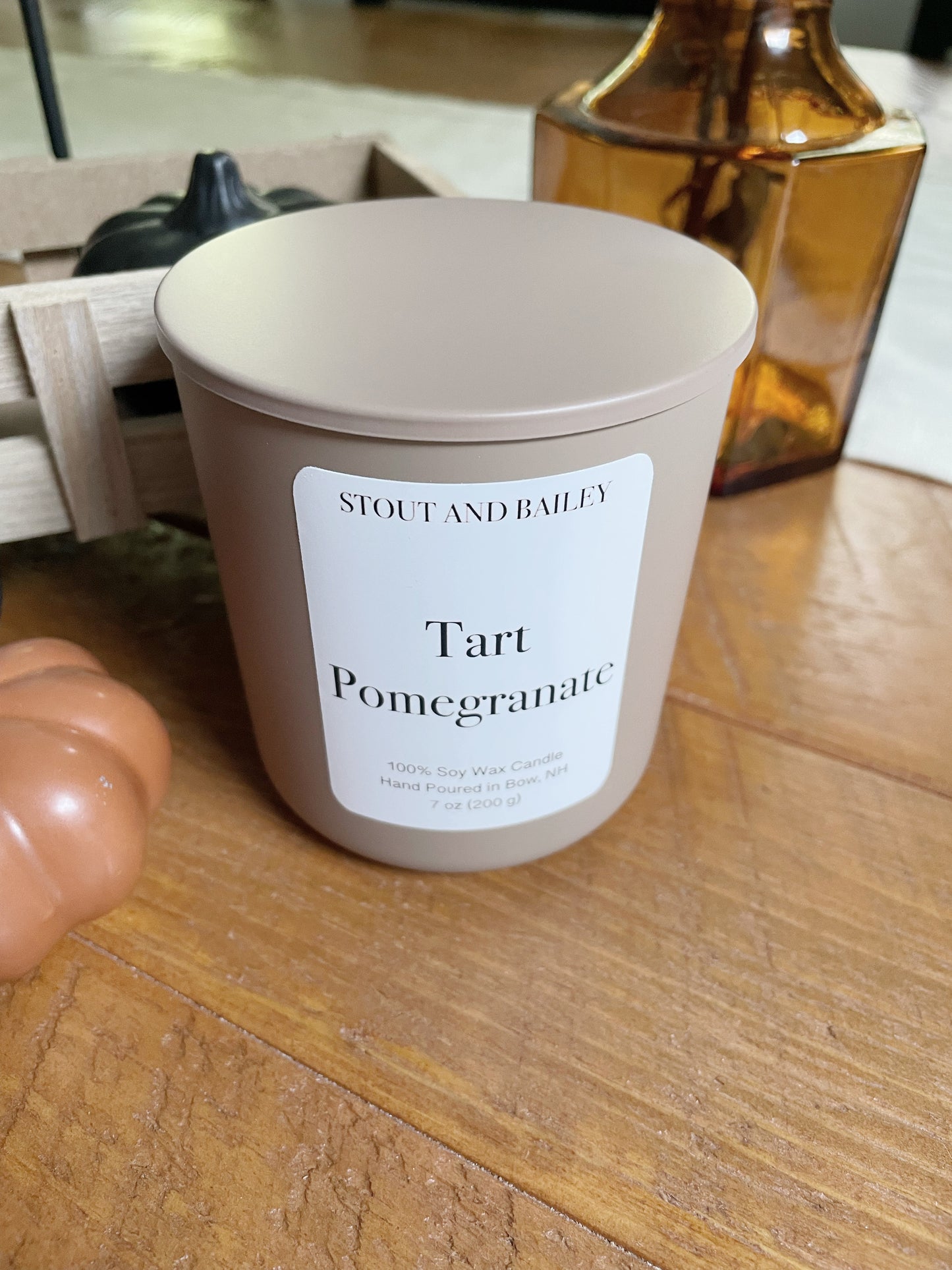 Tart Pomegranate 7 oz Wood Wick Soy Candle