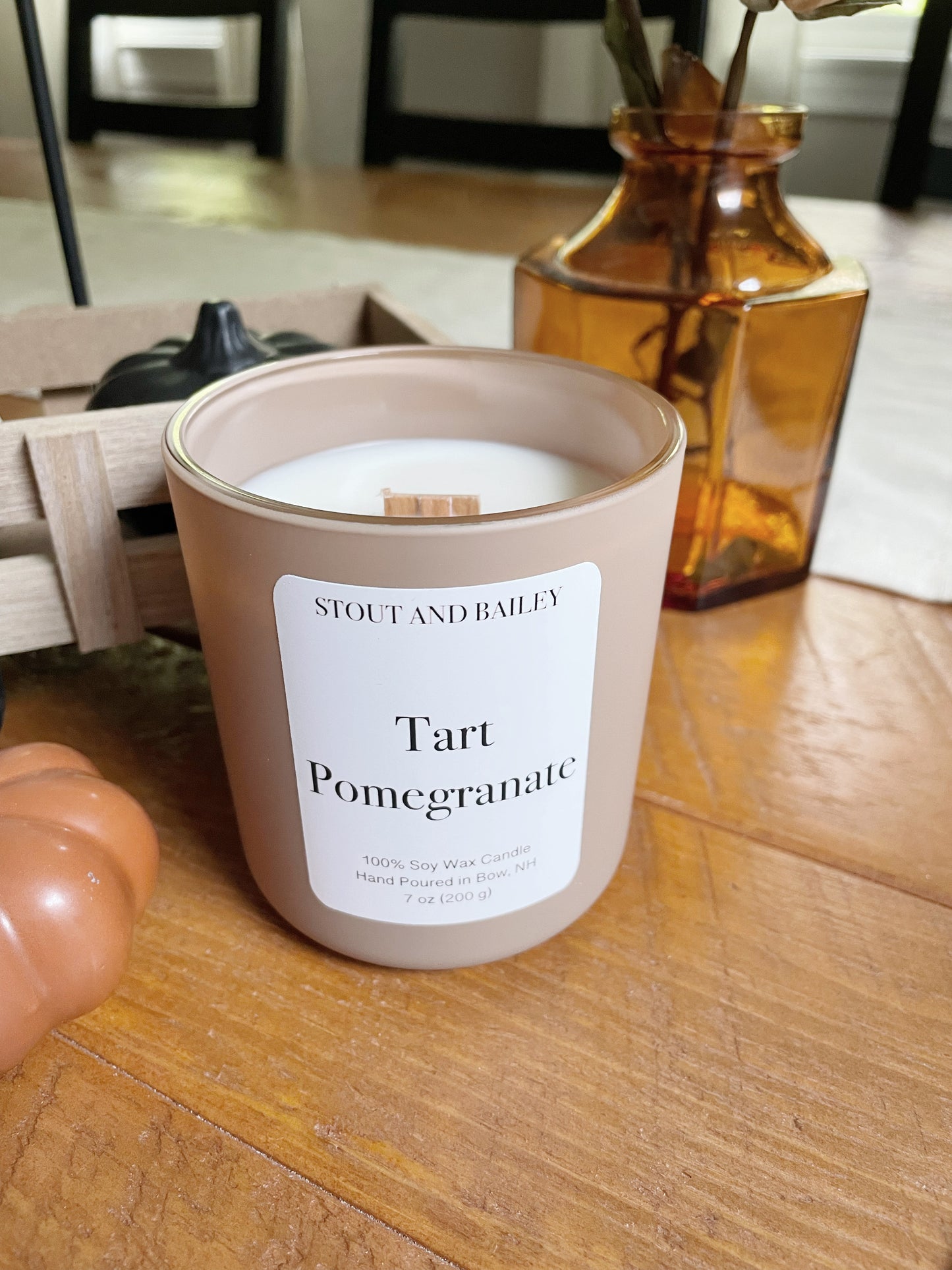 Tart Pomegranate 7 oz Wood Wick Soy Candle