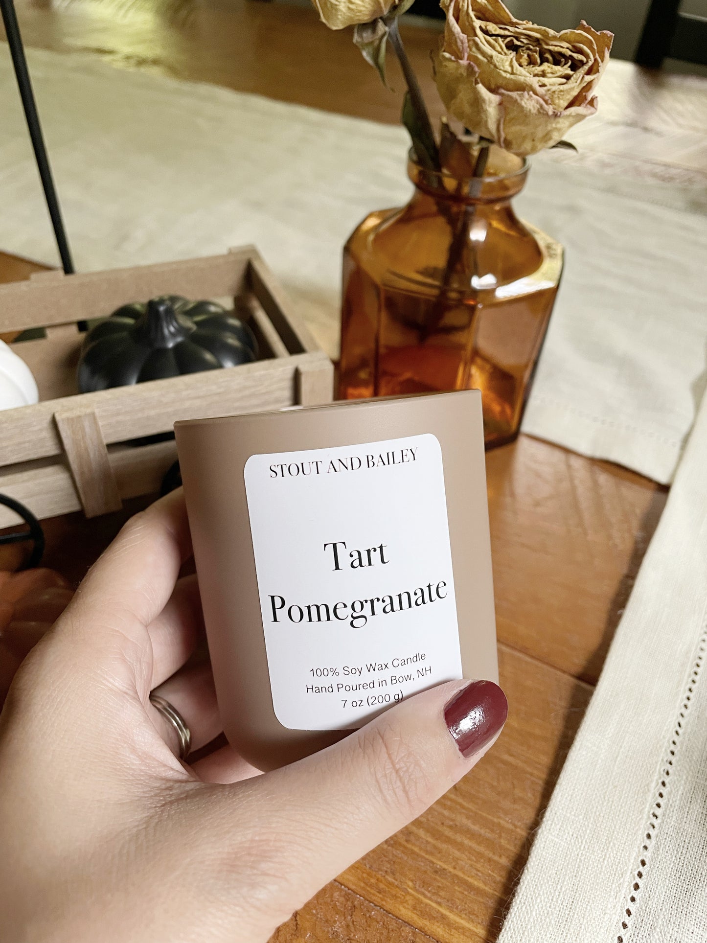 Tart Pomegranate 7 oz Wood Wick Soy Candle