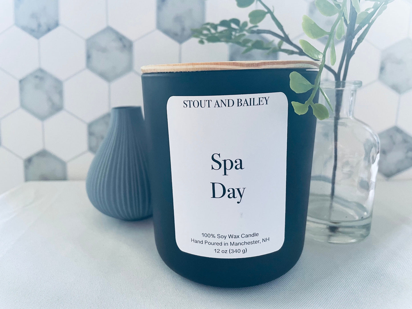 Spa Day Wood Wick Soy Candle | 12 oz Hand-poured Wood Wick Soy Candle | Spring Candle | 100% Soy Wax Candle | Crackling Wood Wick