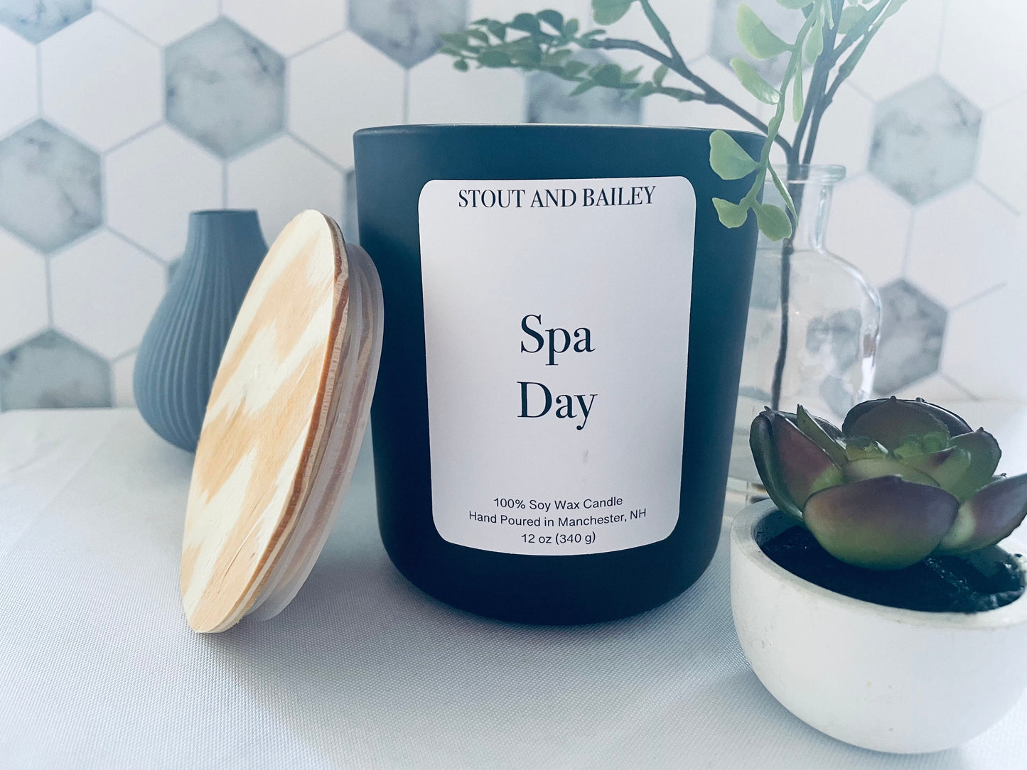 Spa Day Wood Wick Soy Candle | 12 oz Hand-poured Wood Wick Soy Candle | Spring Candle | 100% Soy Wax Candle | Crackling Wood Wick