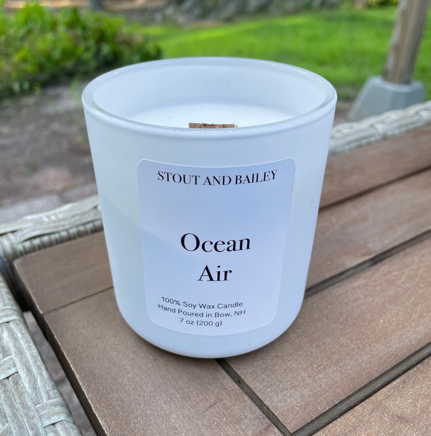 Ocean Air 7 oz Wood Wick Soy Candle | Hand-poured Soy Candle | Crackling Wood Wick Summer Candle | 100% Soy Wax Candle