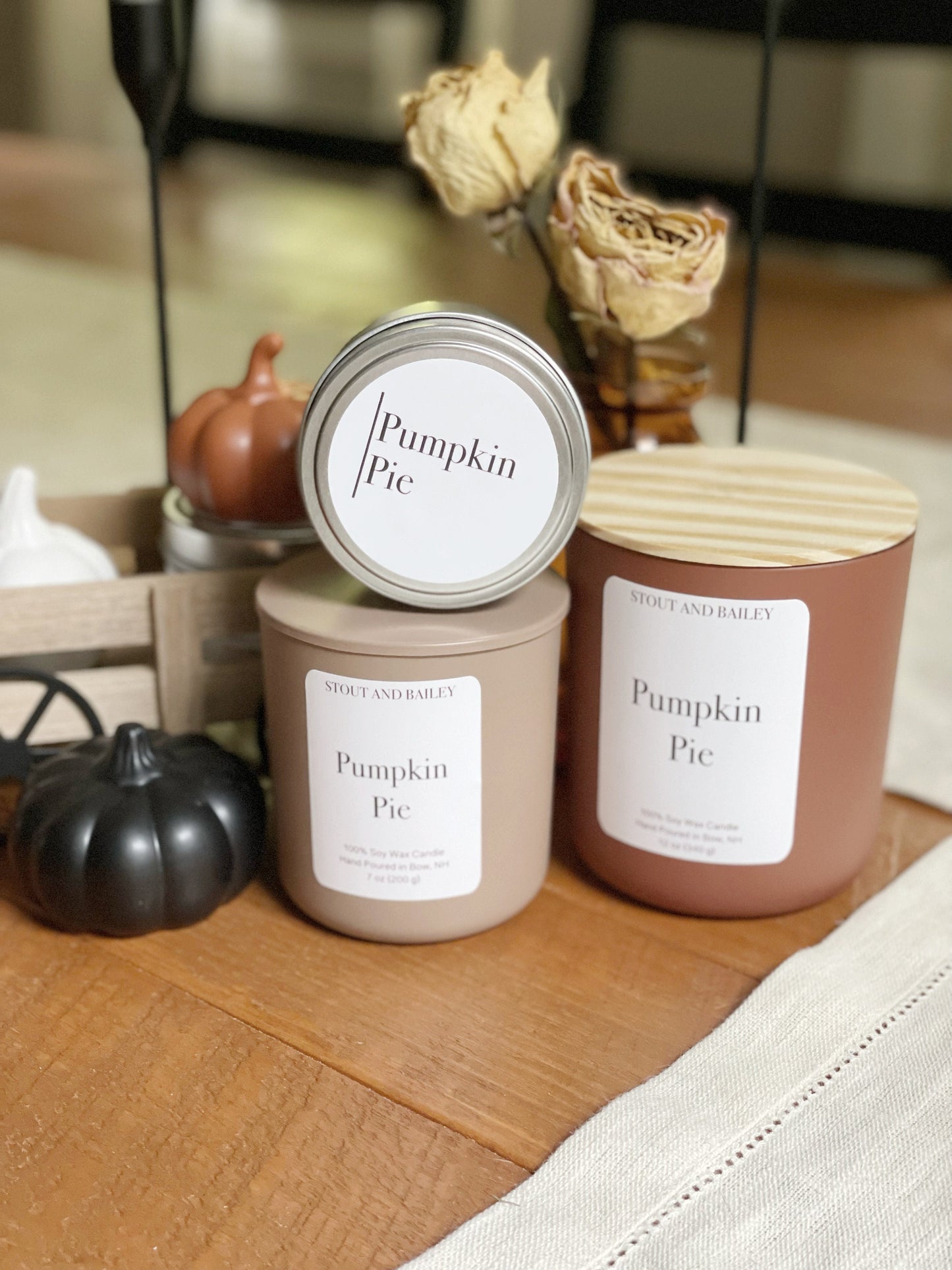 Pumpkin Pie 7 oz Wood Wick Soy Candle | Hand-Poured Soy Candle | Crackling Wood Wick Fall Scented Candle | 100% Soy Wax Candle