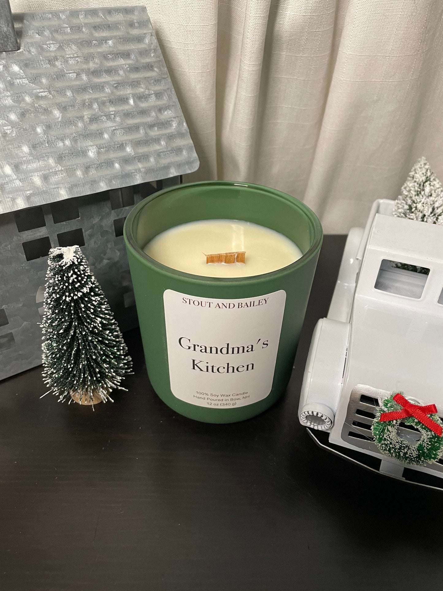 Grandma's Kitchen 12 oz Wood Wick Soy Candle