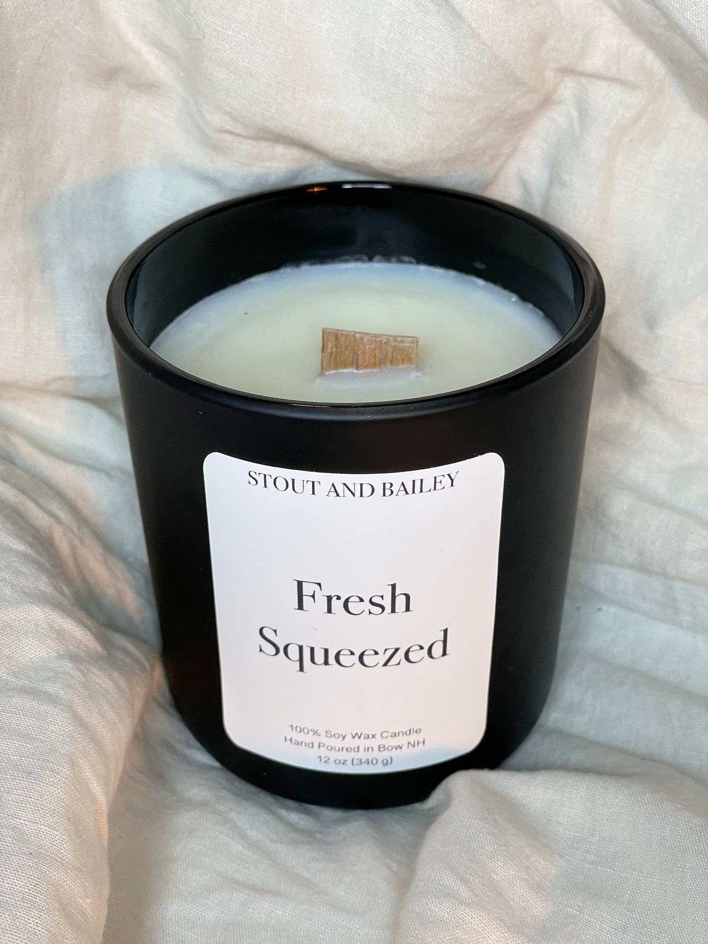 Fresh Squeezed Wood Wick Soy Candle | 12 oz Hand-poured Wood Wick Soy Candle | Spring Candle | 100% Soy Wax Candle | Crackling Wood Wick