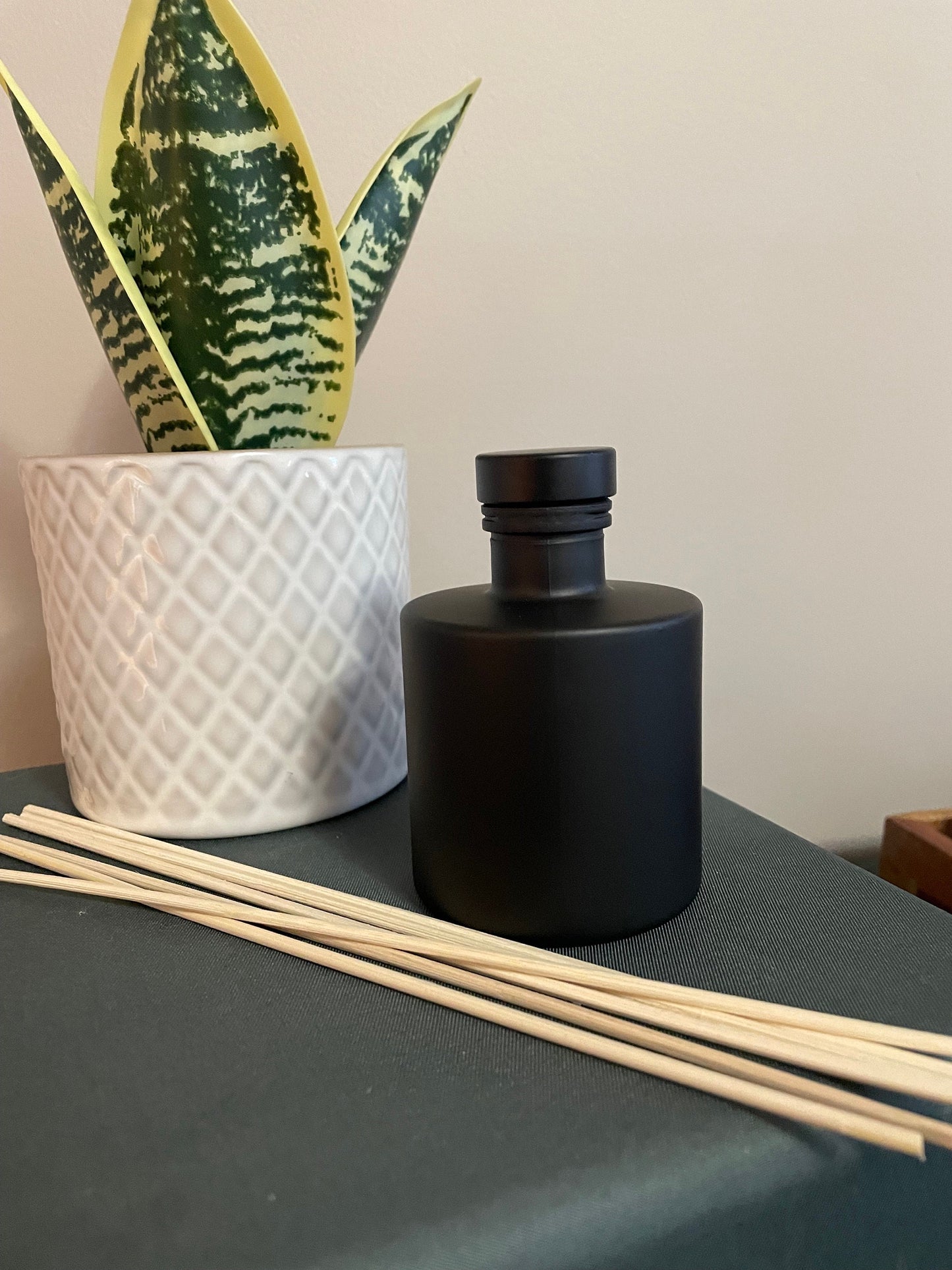 Essential Oil Reed Diffusers | 100% Essential Oil | Natural Reed Diffusers | Home Fragrance | Essential Oil Fragrance |